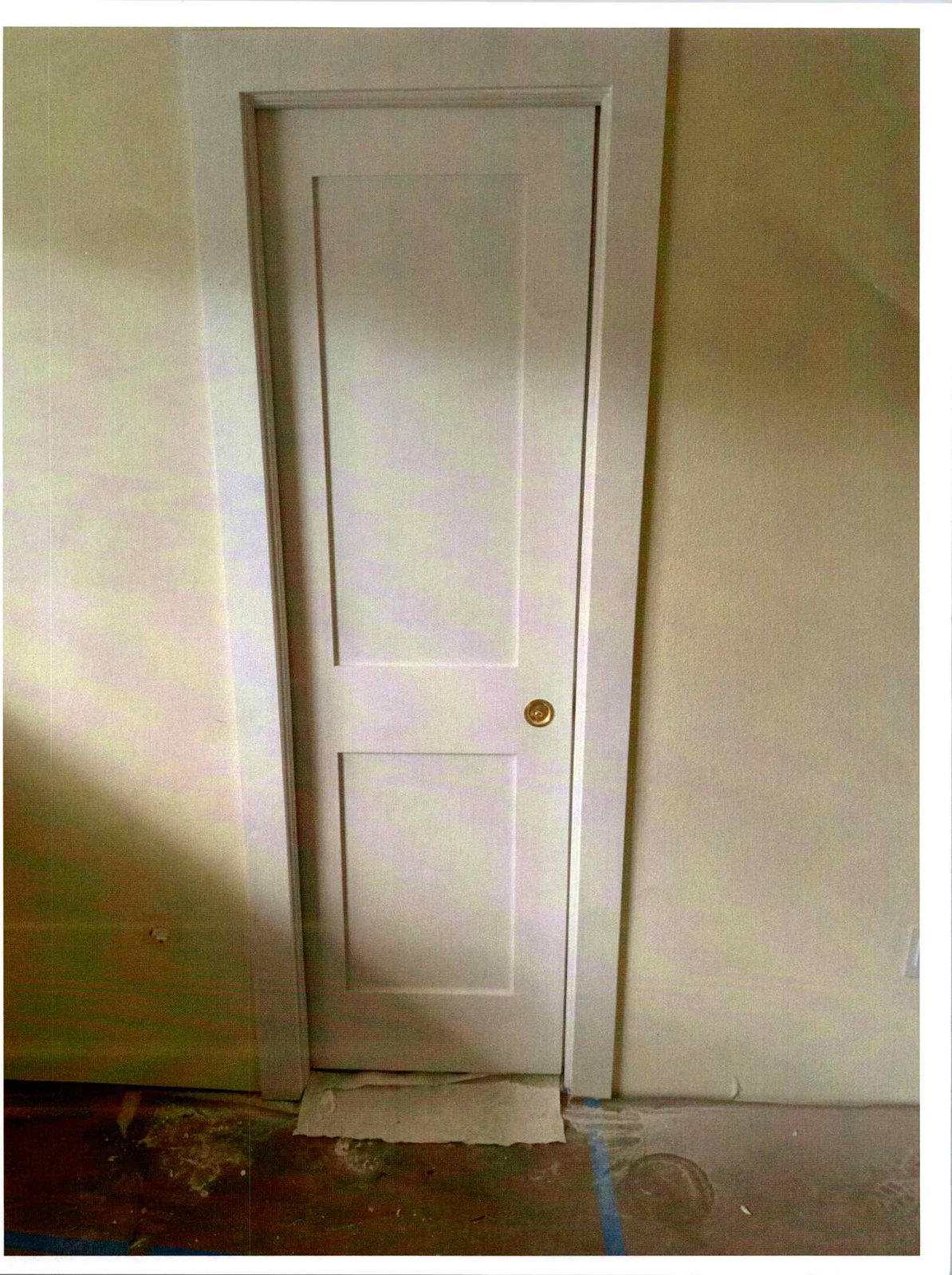 INTERIOR 2-PANEL SHAKER DOORS — photo 5